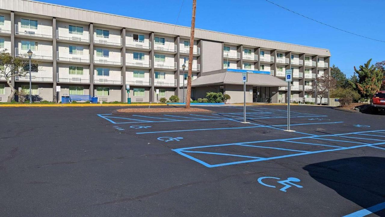 Motel 6-Danvers, Ma - Boston North Exterior photo